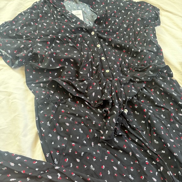 J. Jill Black Red White Button Up Jumpsuit NWT XL Petite Short Sleeve - Picture 6 of 7